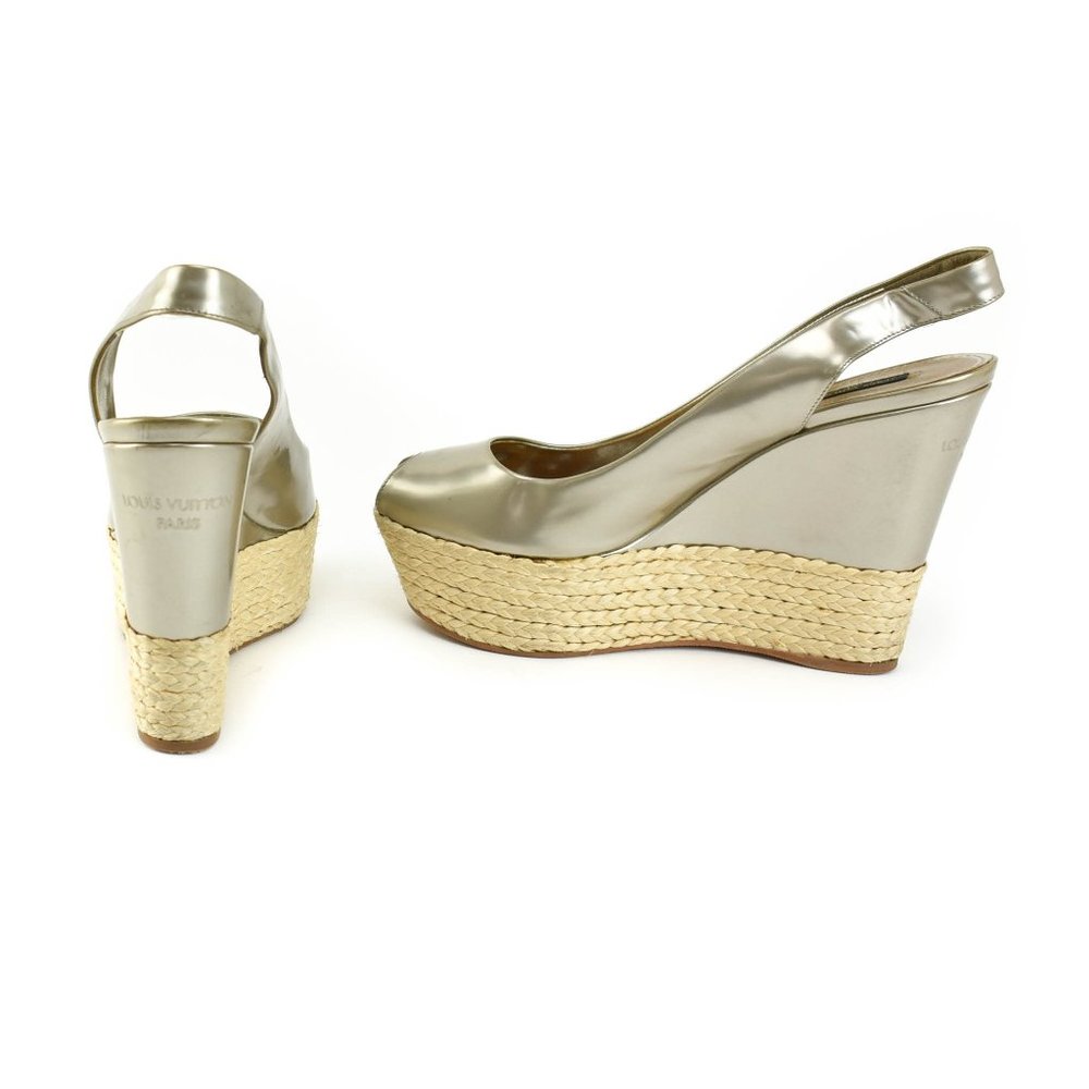 LOUIS VUITTON: Pale Pewter, Patent Leather & Logo Wedge Sandals/Heels